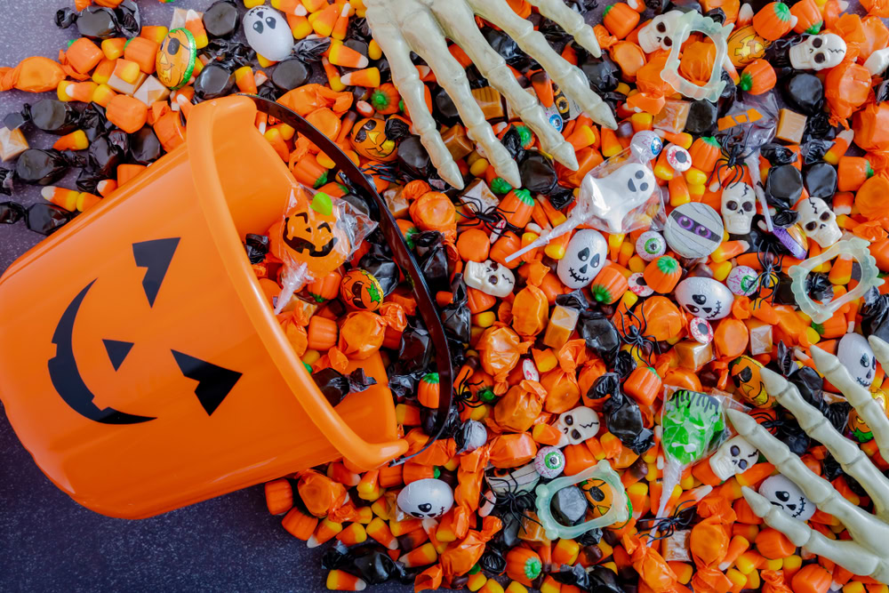 Halloween Tips For Avoiding Scary Spending 4 candyy