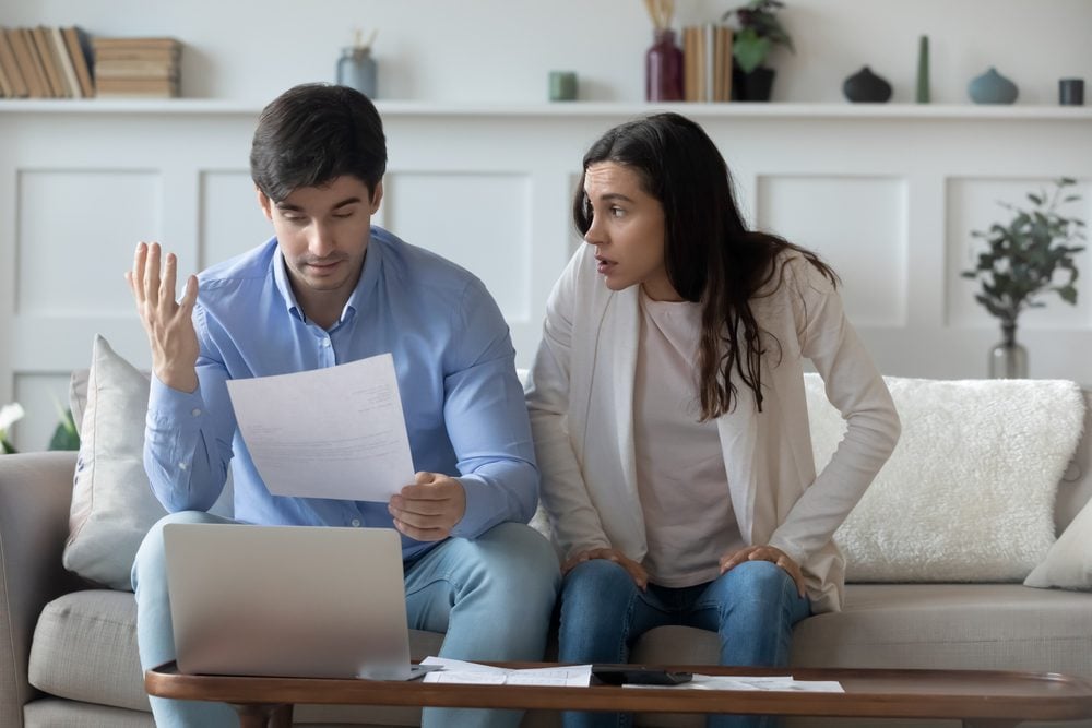 couple with laptop