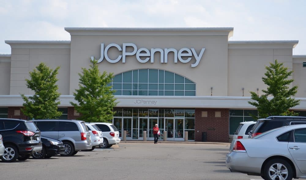 From Bed Bath & Beyond to Best Buy: What the Closure of Major Retail Chains Means for Consumers 15 shutterstock 355913594